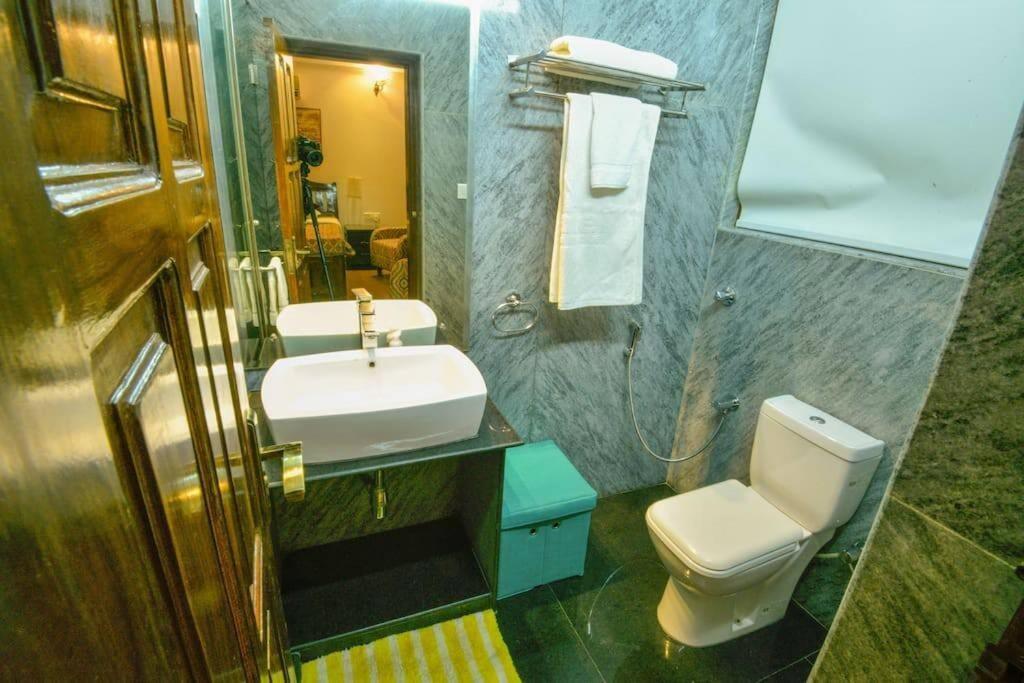 Villa Nazuri W Caretaker كاندولِم المظهر الخارجي الصورة